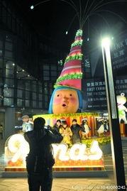 网友爆料圣诞节视频,圣诞节精彩瞬间，欢乐氛围感染众人  第1张